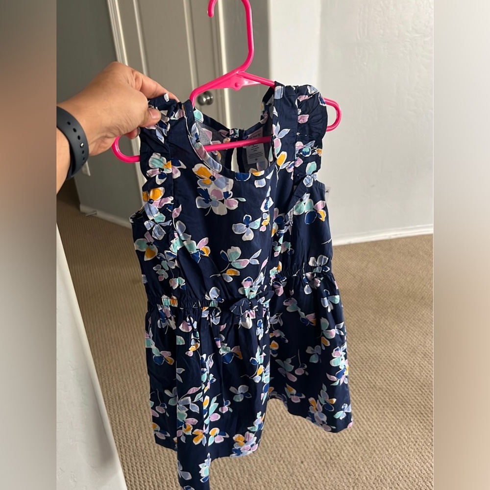 Toddler Dress size 5T.